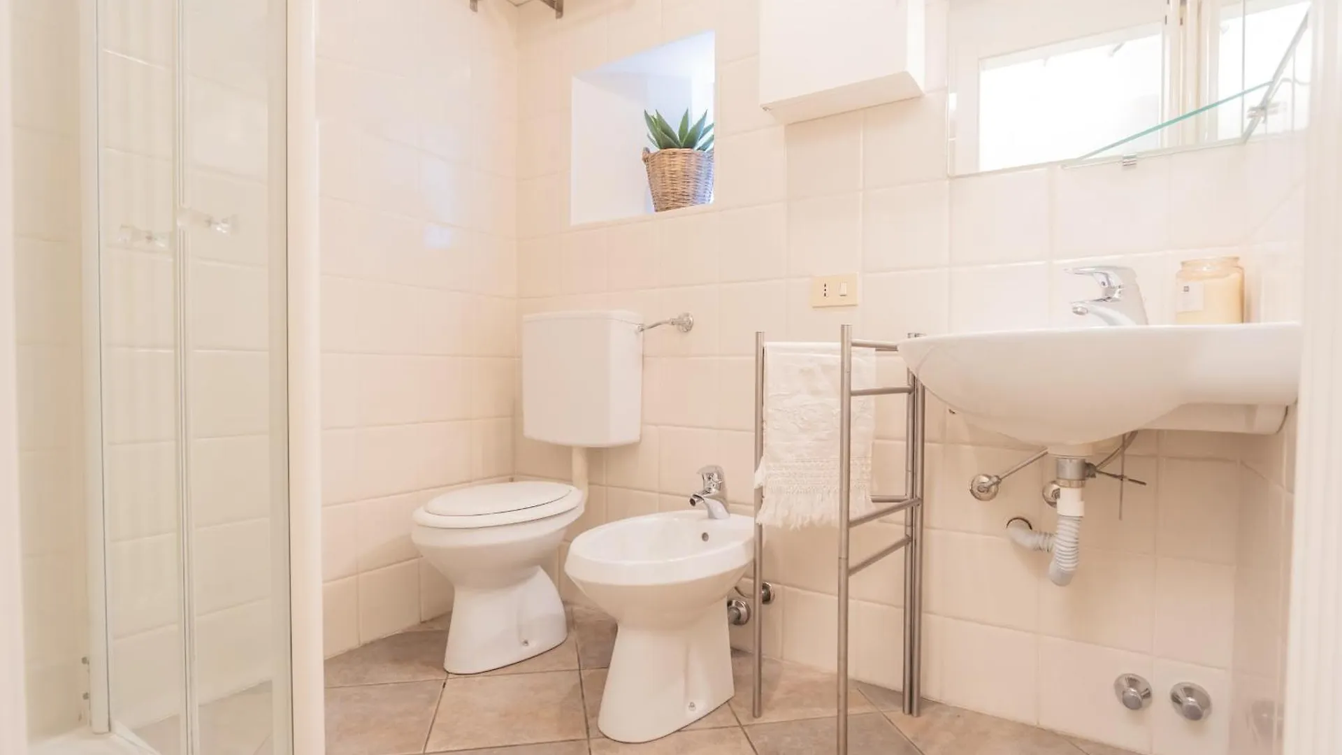 Apartamento Up On The Roof By Rent All Como